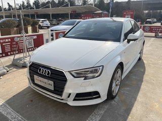 奥迪A3 35TFSI 1.4T 自动 时尚型Limousine 