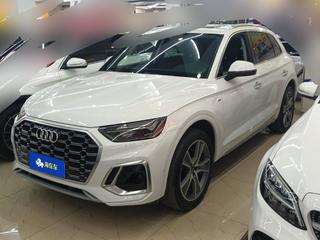 奥迪Q5L 45TFSI 2.0T 自动 豪华致雅型 