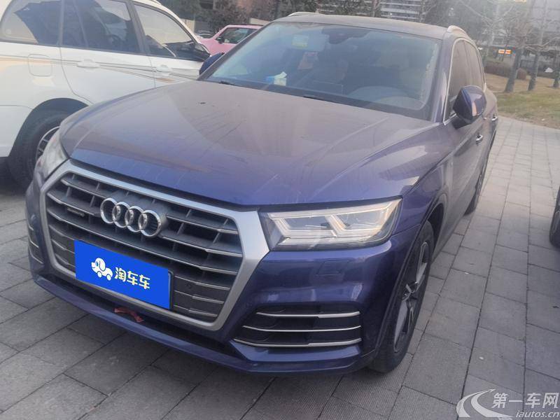 奥迪Q5L 40TFSI 2018款 2.0T 自动 荣享时尚型 (国Ⅴ) 