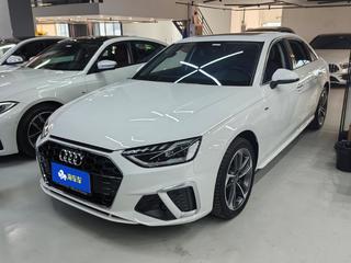 奥迪A4L 40TFSI 