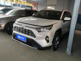 RAV4 2.0L 尊贵版 