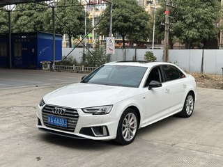 奥迪A4L 45TFSI 