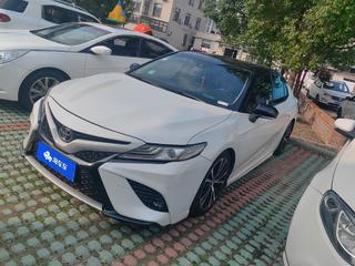 丰田凯美瑞 S 2.0L 自动 锋尚版 
