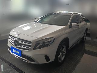 奔驰GLA 200 1.6T 自动 动感型 