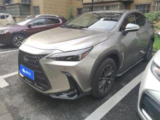 雷克萨斯NX 2.5L 