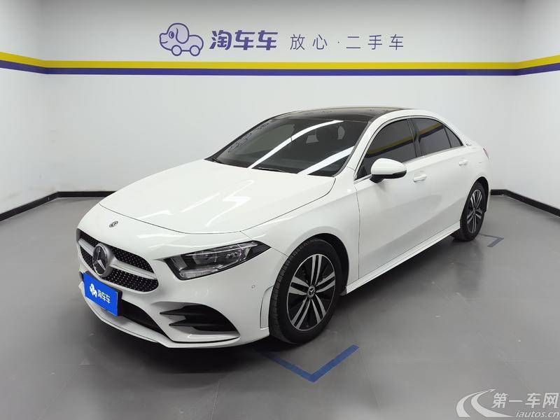 奔驰A级 A180L 2019款 1.3T 自动 运动轿车版 (国Ⅵ) 