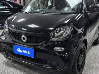 SmartForTwo 硬顶 0.9T 自动 先锋版 