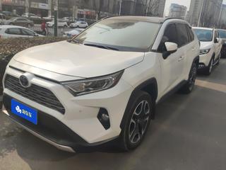 RAV4 2.0L 尊贵版 