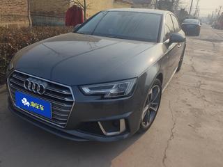 奥迪A4L 40TFSI 