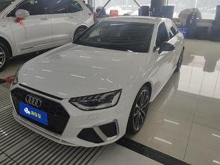 奥迪A4L 45TFSI 