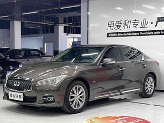 英菲尼迪Q50L 2.0T 自动 舒适版 