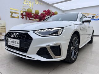 奥迪A4L 40TFSI 2.0T 自动 时尚动感型 