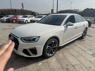 奥迪A4L 40TFSI 