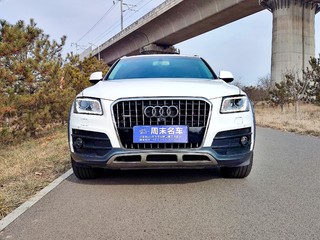 奥迪Q5 40TFSI 2.0T 自动 Plus技术型 