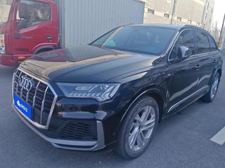 奥迪Q7 55 3.0T 自动 运动型quattro-S-line 