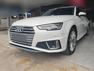 奥迪A4L 40TFSI 