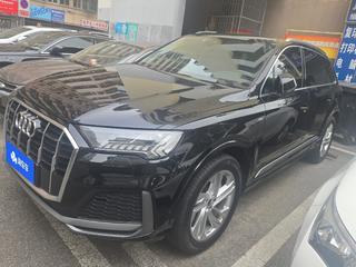 奥迪Q7 2.0T 运动型quattro-S-line 