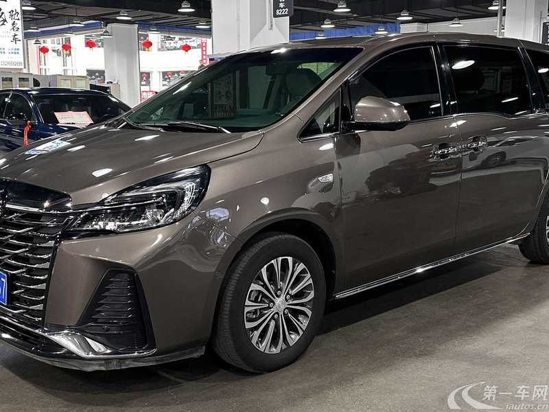 别克GL8 2022款 2.0T 自动 7座 652T尊贵型 (国Ⅵ) 