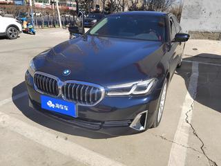 宝马5系 530Li 2.0T 自动 改款二尊享型豪华套装 