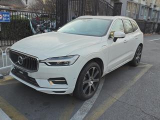 XC60新能源 2.0T 智尊豪华版 