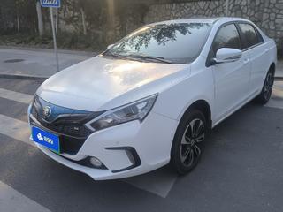 比亚迪秦EV300 自动 尊贵型 