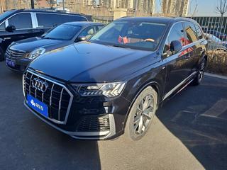 奥迪Q7 55 3.0T 自动 运动型quattro-S-line 