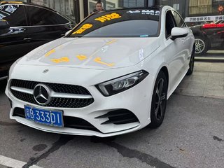 奔驰A级 1.3T 