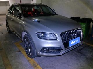 奥迪Q5 45 3.0T 自动 运动版 