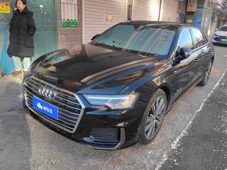 奥迪A6L 45TFSI 