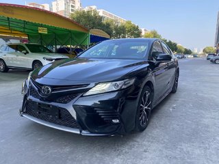 丰田凯美瑞 运动S 2.0L 自动 锋尚版 