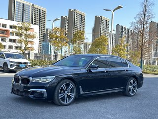 宝马7系 740Li 