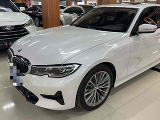 宝马3系 320i 2.0T 自动 运动套装 