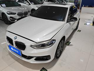 宝马1系 1.5T 