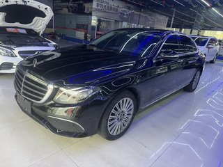 奔驰E级 E300L 2.0T 自动 时尚型改款 