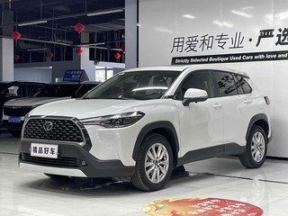 丰田卡罗拉锐放 2.0L 