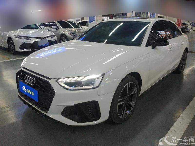 奥迪A4L 2022款 2.0T 自动 豪华动感型 (国Ⅵ) 