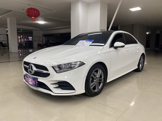 奔驰A级 1.3T 