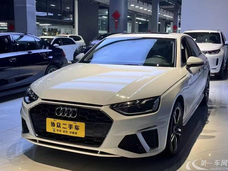 奥迪A4L 2022款 2.0T 自动 豪华动感型 (国Ⅵ) 