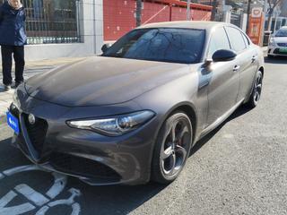 阿尔法罗密欧Giulia 2.0T 