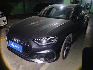 奥迪A4L 40TFSI 2.0T 自动 时尚致雅型 