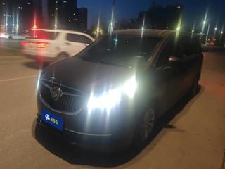 别克GL8 2.0T 自动 28T尊享型ES 