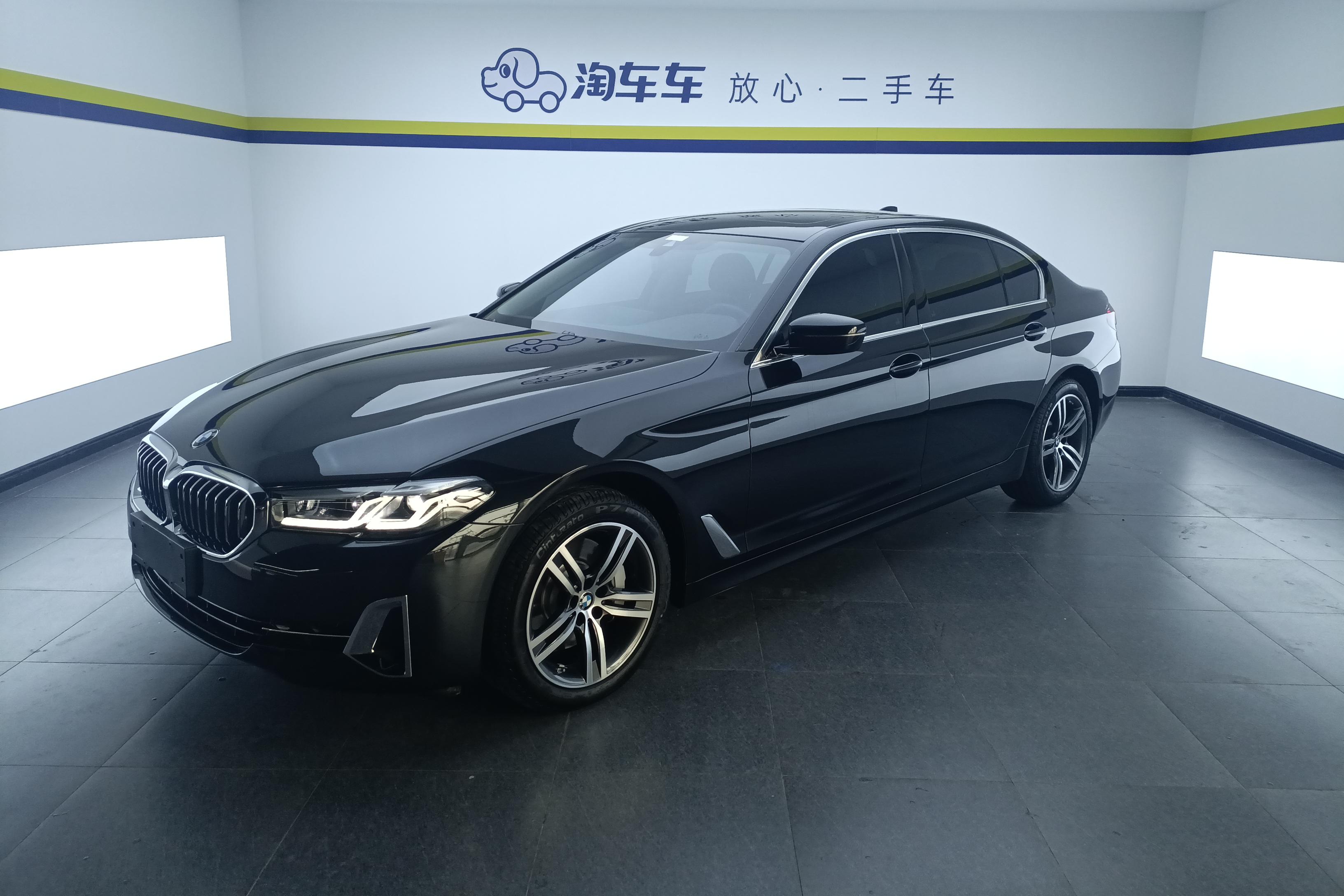 宝马5系 530Li 2022款 2.0T 自动 汽油 改款领先型豪华套装 价格0万