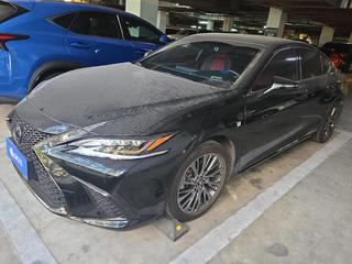 雷克萨斯ES 260 2.5L 自动 F SPORT 