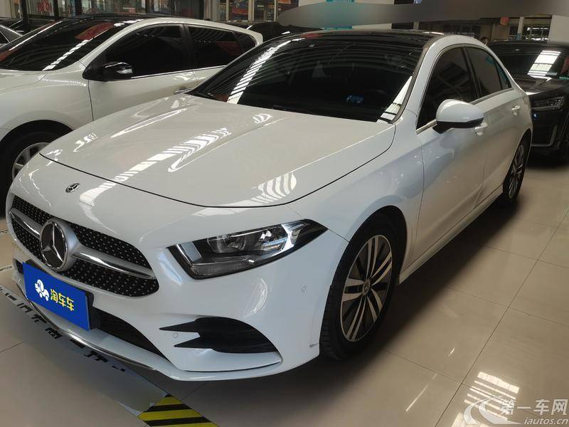 奔驰A级 A180L 2020款 1.3T 自动 运动轿车版 (国Ⅵ) 