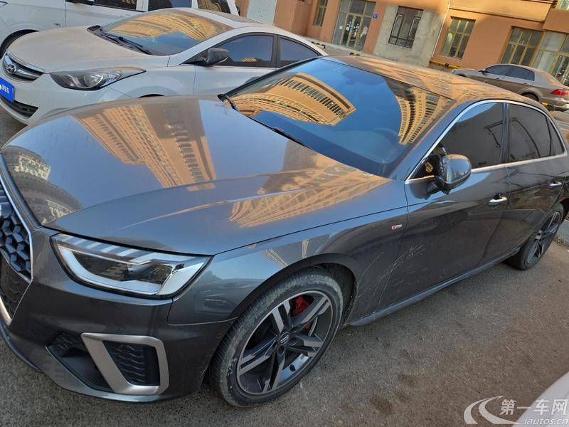 奥迪A4L 2020款 2.0T 自动 豪华动感型 (国Ⅵ) 
