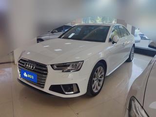 奥迪A4L 40TFSI 2.0T 自动 时尚型 