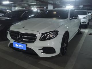 奔驰E级 E200 2.0T 自动 改款运动型 