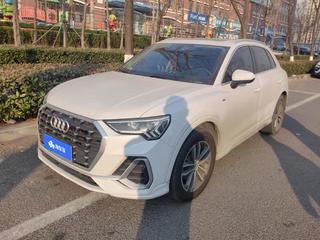 奥迪Q3 1.4T 进取动感型 