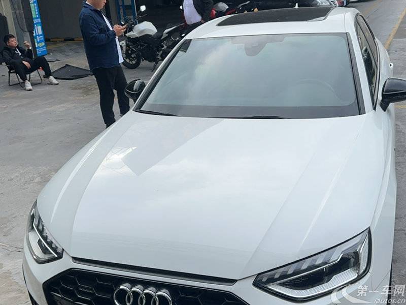 奥迪A4L 2022款 2.0T 自动 quattro臻选动感型 (国Ⅵ) 