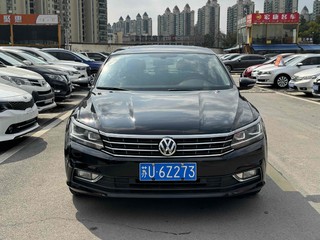 帕萨特 1.8T 330TSI尊荣版 